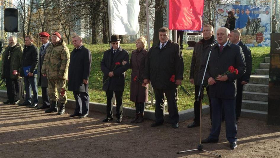 В Санкт-Петербурге военнослужащие Росгвардии приняли участие в митинге, посвященном Дню подразделений специального назначения