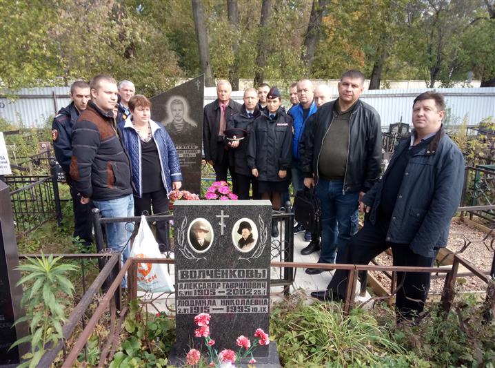 Сотрудники столичной вневедомственной охраны почтили память сержанта Сергея Коптякова, погибшего при исполнении служебного долга в 1995 году