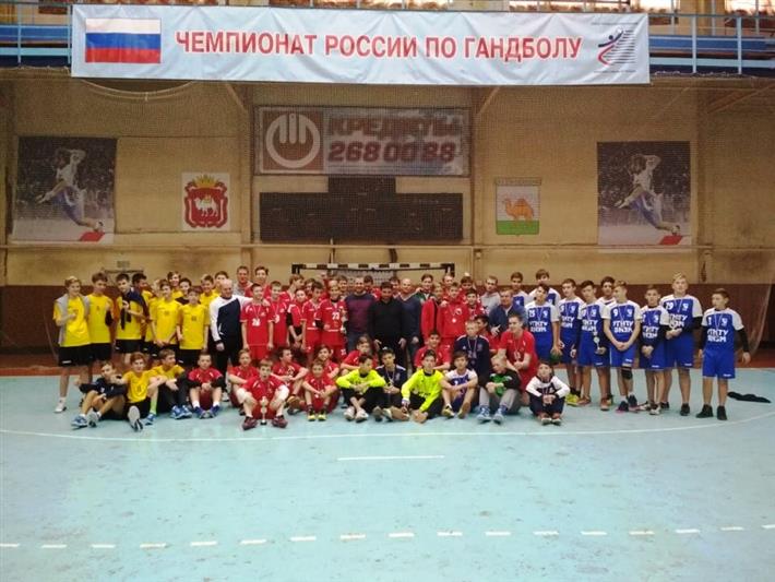 В Челябинске состоялся первый турнир по гандболу памяти бойца ОМОН, погибшего при исполнении служебного долга