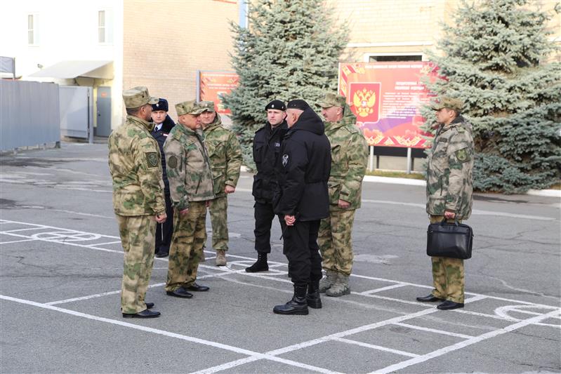 Статс-секретарь – заместитель директора Росгвардии проверил в Уральском округе организацию службы подразделений ведомства