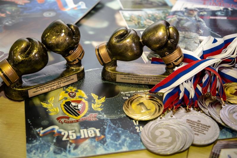 В Псковской области прошел юношеский турнир по боксу памяти погибшего офицера СОБР «Гранит» Владимира Нестерова