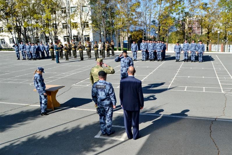 День открытых дверей, выставка вооружения, плац-концерт и торжественные митинги – в Приморье отметили день создания ОМОН 