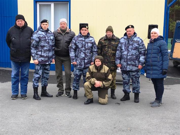 В Первоуральске состоялись военно-спортивные соревнования «Долг и честь», посвящённые памяти офицера ОМОН на транспорте регионального управления Росгвардии