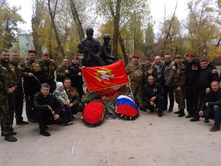 В Воронеже росгвардейцы приняли участие в открытии мемориала бойцам спецподразделений и сотрудникам органов государственной безопасности