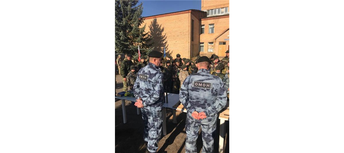 Сотрудники московского ОМОН на транспорте приняли участие в военно-патриотических сборах «Честь имею! Воскресенск-2018»