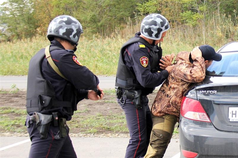 Донские росгвардейцы пресекли сразу три правонарушения на охраняемых объектах