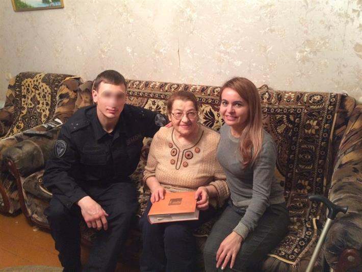 Военнослужащие и сотрудники Северо-Западного округа Росгвардии отметили Международный день матери