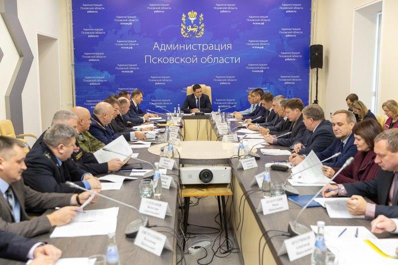 Начальник Управления Росгвардии по Псковской области принял участие в заседании оперативного штаба региона
