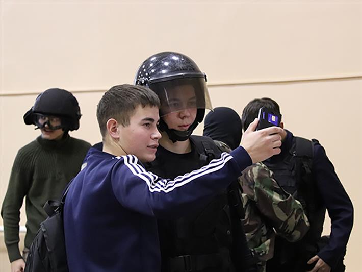 Сотрудники Росгвардии провели для забайкальских студентов акцию «Безопасность в моих руках» 