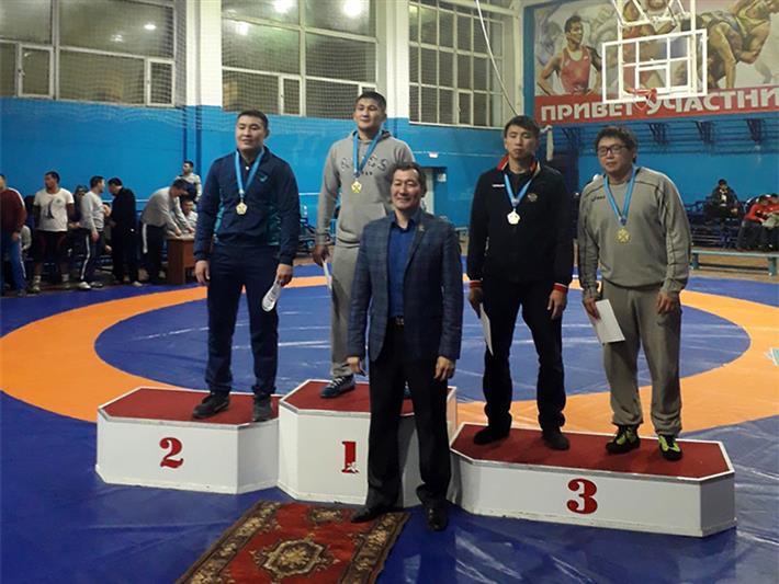 Росгвардеец стал победителем чемпионата Тувы по вольной борьбе