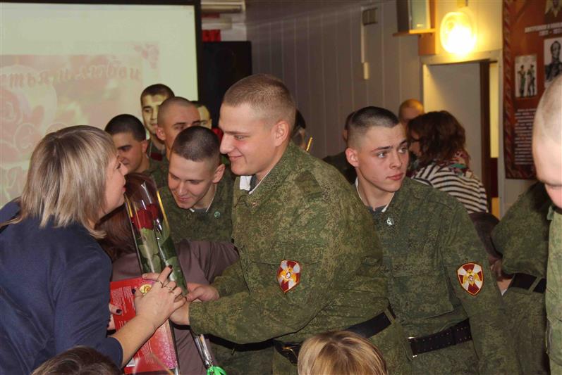 В Уральском округе Росгвардии состоялись торжественные мероприятия, посвящённые Дню матери