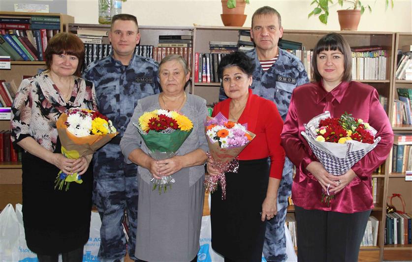 Тюменские росгвардейцы встретились с родными погибших боевых товарищей