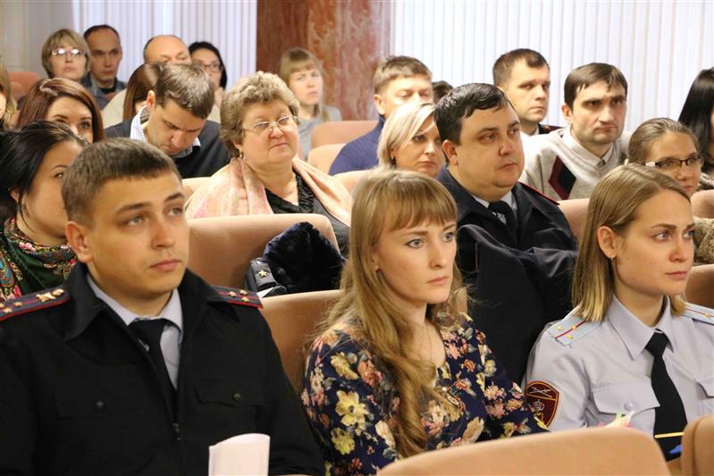В Екатеринбурге состоялся учебный сбор сотрудников правовых подразделений территориального органа Росгвардии