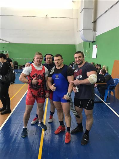 В московском областном управлении Росгвардии служат сильнейшие пауэрлифтеры России