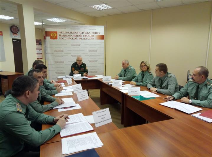Офицеры Центрального аппарата Росгвардии ответили на вопросы военнослужащих калачевской бригады