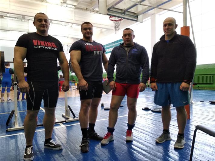 В московском областном управлении Росгвардии служат сильнейшие пауэрлифтеры России