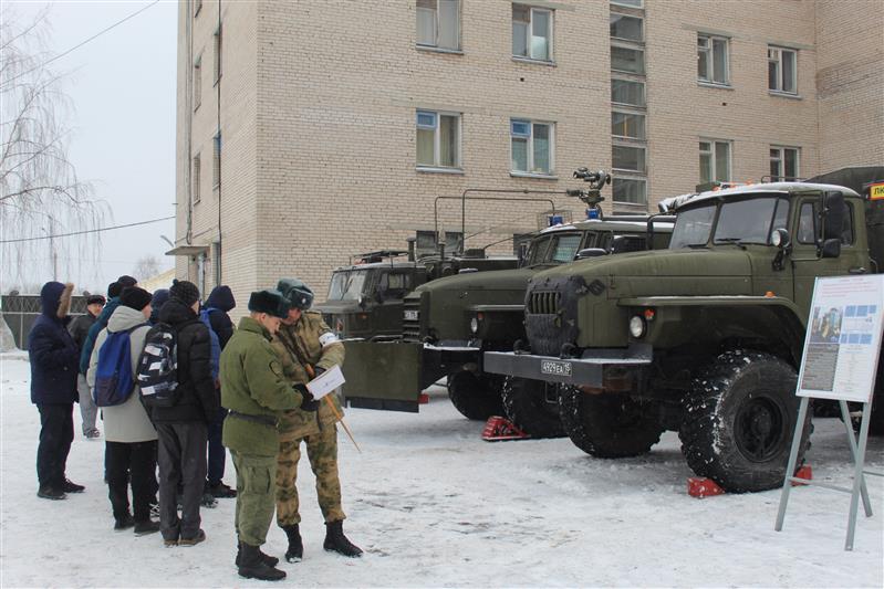 В центре подготовки личного состава Северо-Западного округа Росгвардии состоялся День призывника