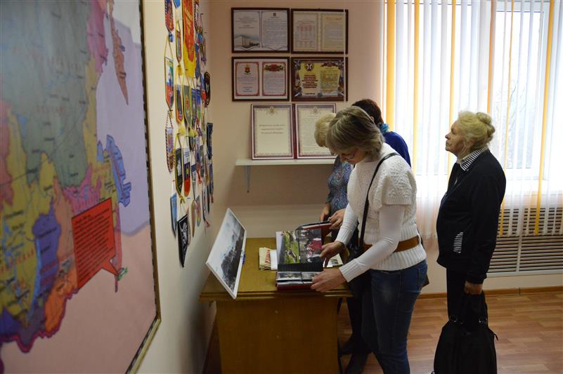 Командующий Центральным округом Росгвардии генерал-полковник Игорь Голлоев проинспектировал подразделения территориального управления ведомства в Брянской области