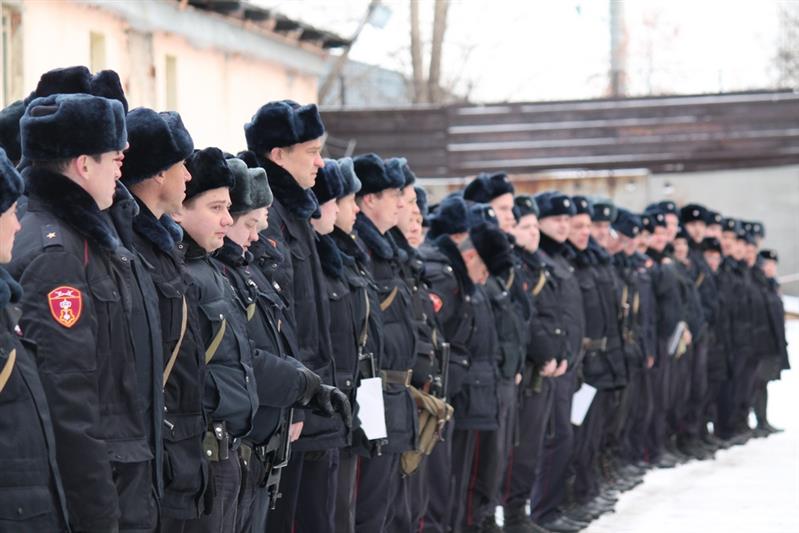 Сотрудники екатеринбургского управления вневедомственной охраны почтили память коллеги, погибшего при выполнении служебных обязанностей