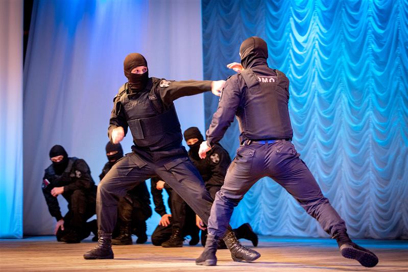 В Петрозаводске торжественно отметили 25-летие карельского ОМОН