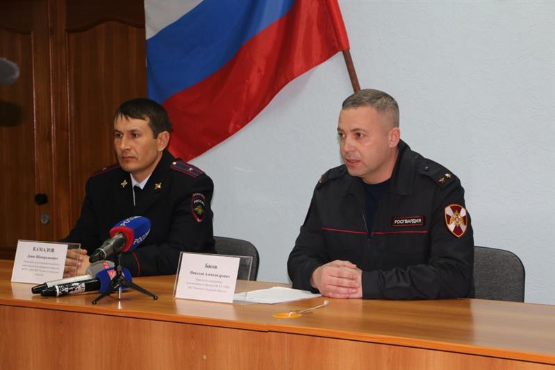 Заместитель начальника благовещенского отдела вневедомственной охраны провел брифинг с журналистами
