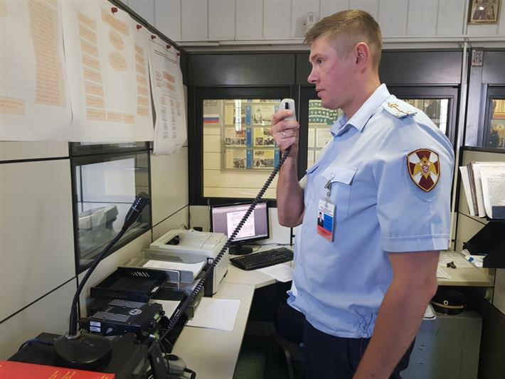 В Москве сотрудники Росгвардии задержали подозреваемого  в краже, оказавшего им вооружённое сопротивление