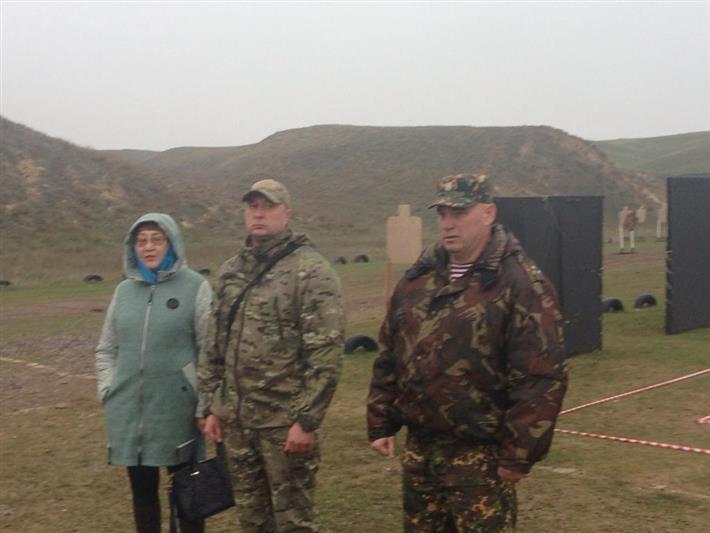 В Элисте прошел турнир по стрельбе памяти погибших сотрудников СОБР