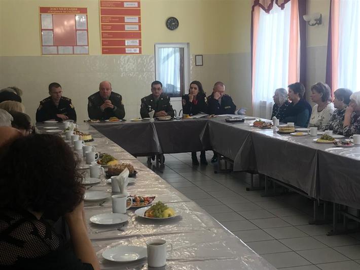 В Волгограде росгвардейцы встретились с семьями погибших сотрудников и военнослужащих
