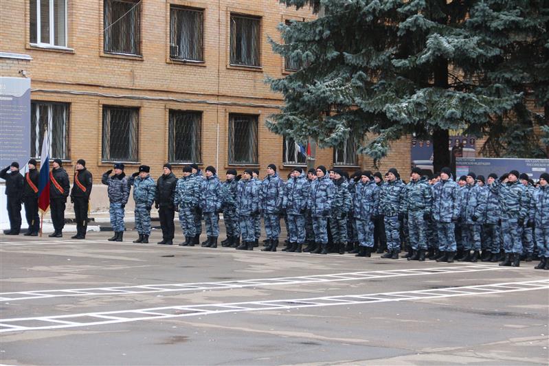 Сотрудники московского ОМОН успешно завершили обучение в центре профессиональной подготовки 