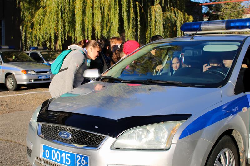 Урок мужества проведён в управлении вневедомственной охраны города Ставрополя (фото)