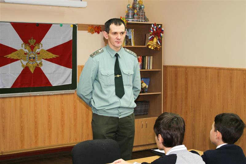Ставропольские школьники узнали о порядке поступления в Саратовский институт Росгвардии