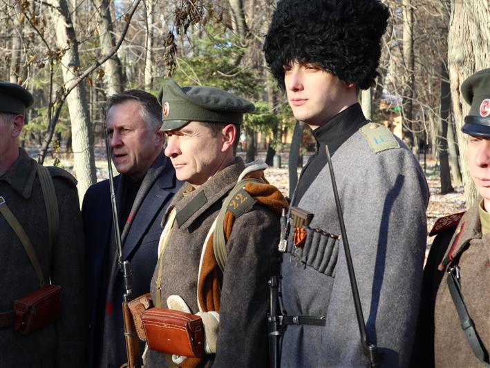 Нижегородские росгвардейцы приняли участие в митинге, посвященном 100-летию окончания Первой мировой войны (фото, видео)