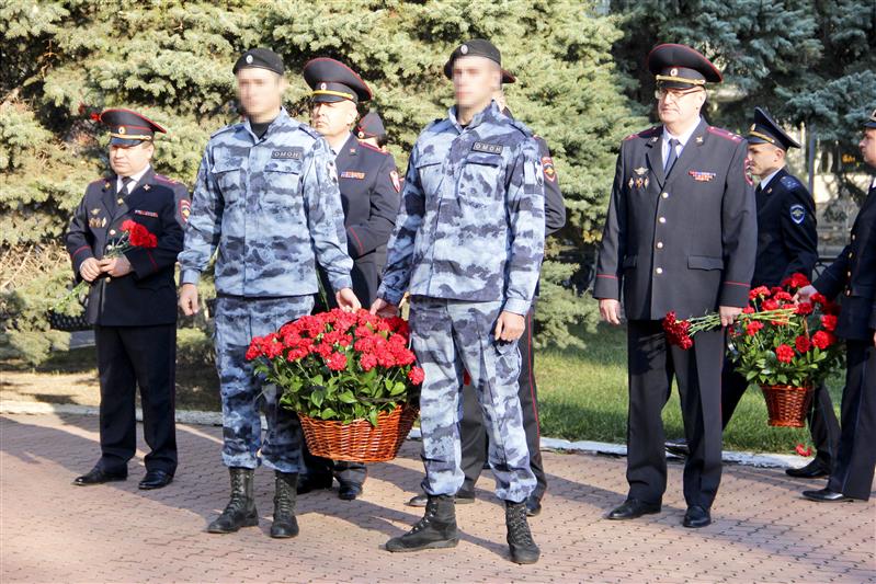 В Краснодарском крае сотрудники Росгвардии почтили память погибших правоохранителей