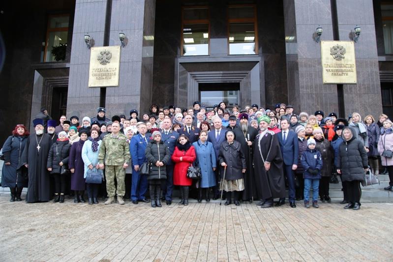 Сотрудники Управления Росгвардии по Челябинской области почтили память сослуживцев, погибших при исполнении служебного долга