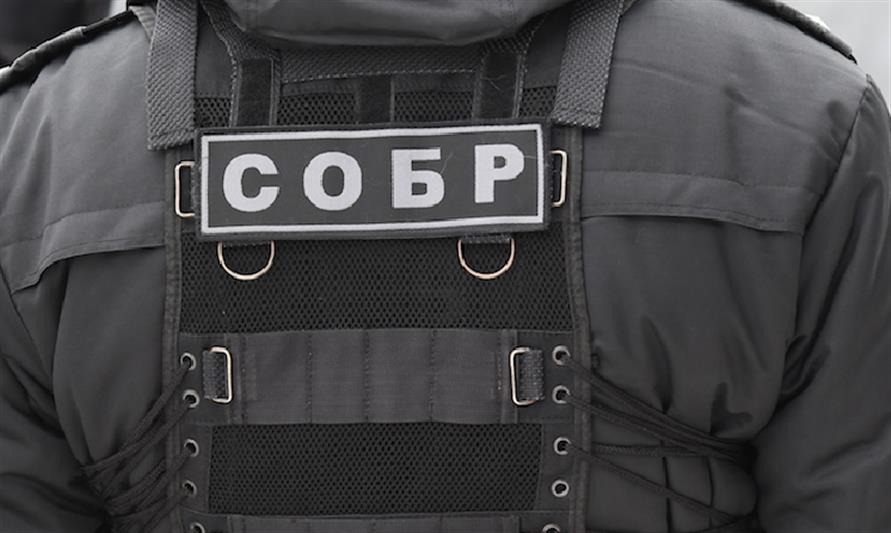 В Тюмени при силовой поддержке СОБР задержаны подозреваемые в серии вымогательств