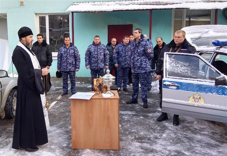 Ростовские росгвардейцы встретились с представителем Русской православной церкви