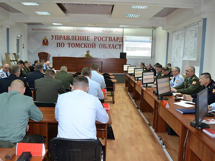 В Томской области прошел оперативный сбор руководящего состава Сибирского округа войск национальной гвардии Российской Федерации 