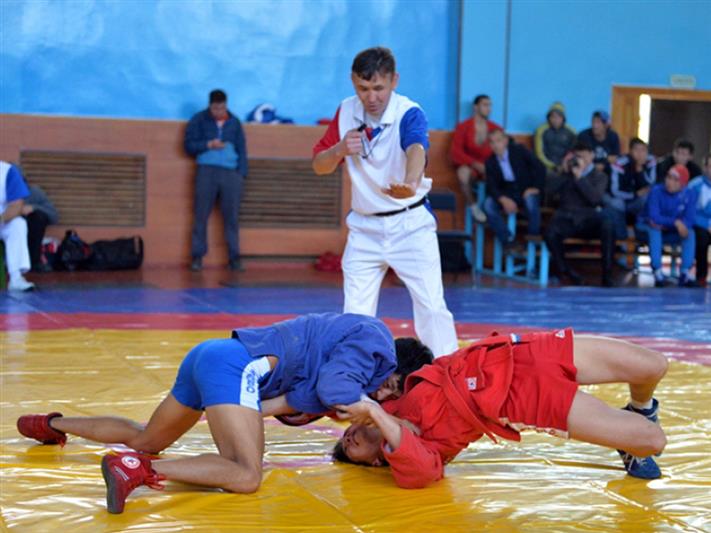 Сотрудники Росгвардии стали призёрами регионального турнира по самбо