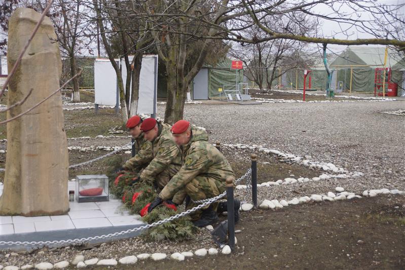 В Объединенной группировке войск (сил) на Северном Кавказе прошли торжественные мероприятия, посвященные Дню Героев Отечества