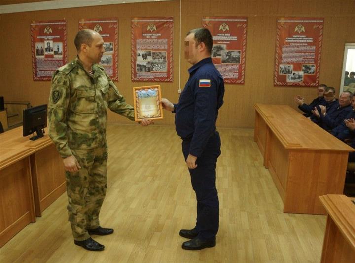 В Объединенной группировке войск (сил) прошло торжественное мероприятие по случаю окончания служебной командировки военнослужащих авиационной воинской части Южного округа Росгвардии