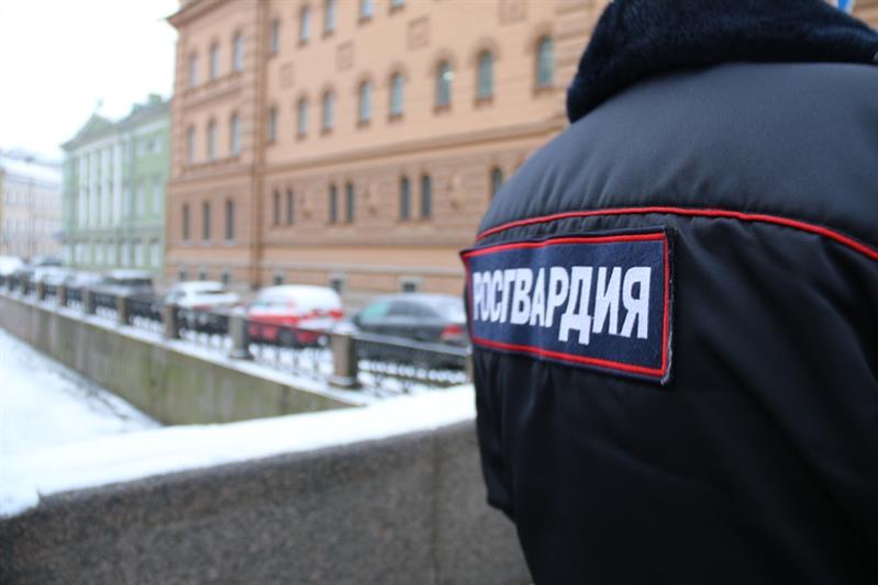 В Санкт-Петербурге росгвардейцы задержали подозреваемых в похищении человека