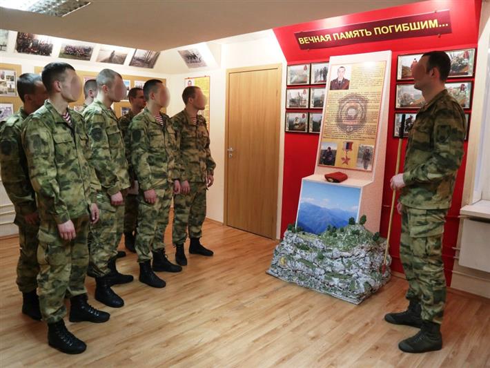В Объединенной группировке войск (сил) на Северном Кавказе прошли торжественные мероприятия, посвященные Дню Героев Отечества