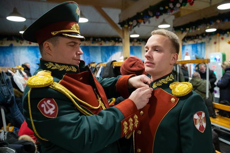 Ансамбль Росгвардии снимает новогодний клип на Красной площади (фото, видео)