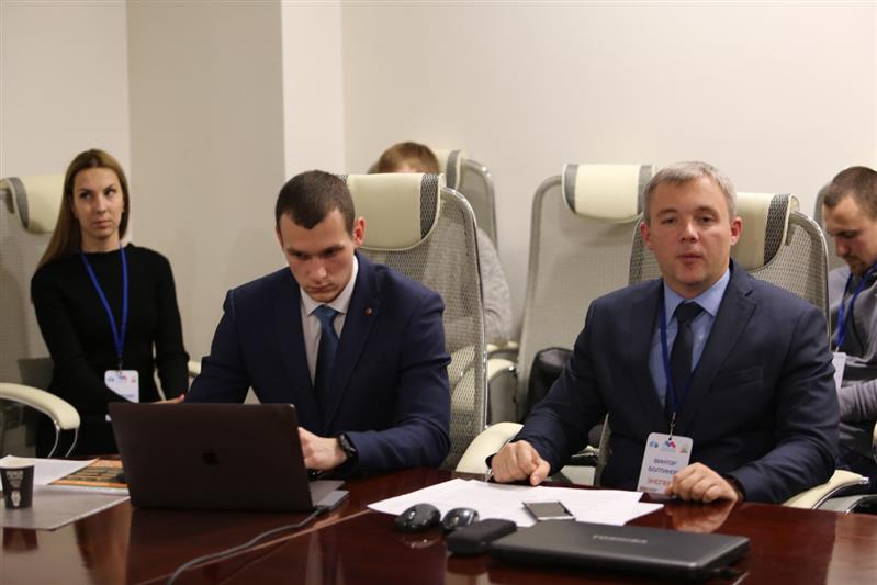 Руководитель киностудии Росгвардии провел мастер-класс в рамках VI Форума СМИ СКФО (видео)