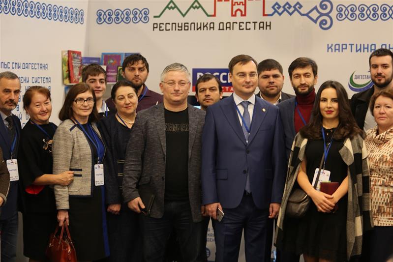Руководитель киностудии Росгвардии провел мастер-класс в рамках VI Форума СМИ СКФО (видео)
