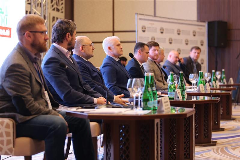 Руководитель киностудии Росгвардии провел мастер-класс в рамках VI Форума СМИ СКФО (видео)