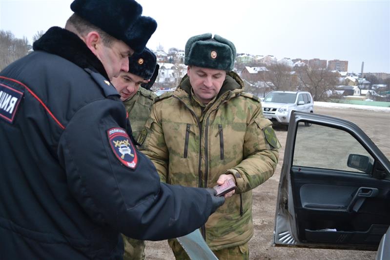 В Калуге прошёл смотр личного автотранспорта сотрудников и военнослужащих Росгвардии