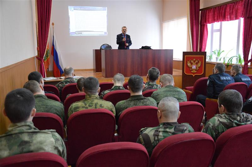 Брянские росгвардейцы  приняли участие в занятиях по контраварийному вождению