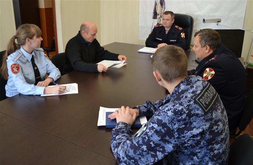 Руководители территориальных органов Росгвардии приняли участие в Едином дне приема граждан