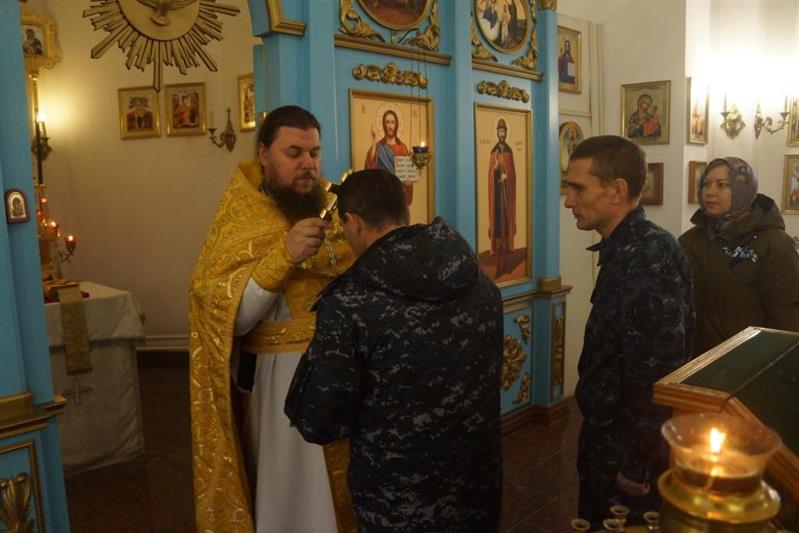 В Объединенной группировке войск (сил) на Северном Кавказе состоялась литургия по Героям 